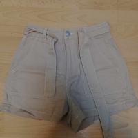 Къси гащи Бермуда на H&M и BERSHKA , снимка 6 - Къси панталони и бермуди - 44758688