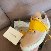 Filling Pieces Woman's Suade, снимка 1 - Кецове - 44732547