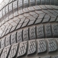 Зимни гуми Pirelli Sottozerro 3 , снимка 1 - Гуми и джанти - 42345383