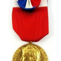 Франция-Почетен медал на труда 3-та степен-Оригинал-Позлата-Сребро, снимка 3 - Колекции - 34358615