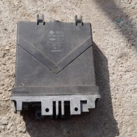 Компютър ECU за Ауди 80 Б4 2.0И / Audi 80 B4 2.0I, снимка 1 - Части - 39627411