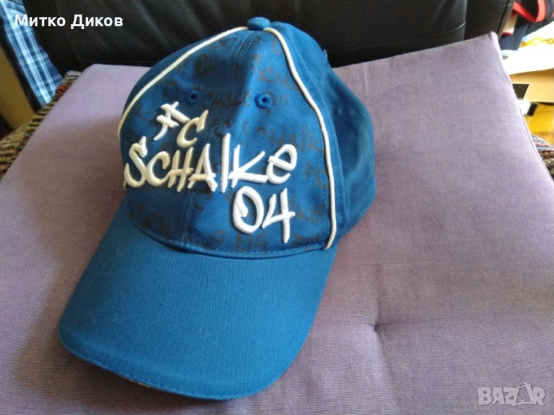 Футболна шапка на Шалке 04 Гелзенкиркен официолин продукт 10-12години, снимка 1