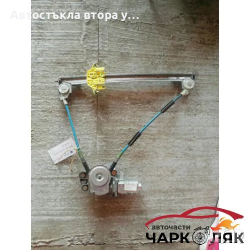 Ел машинка стъкло задна дясна Ситроен Ксара Пикасо, снимка 1