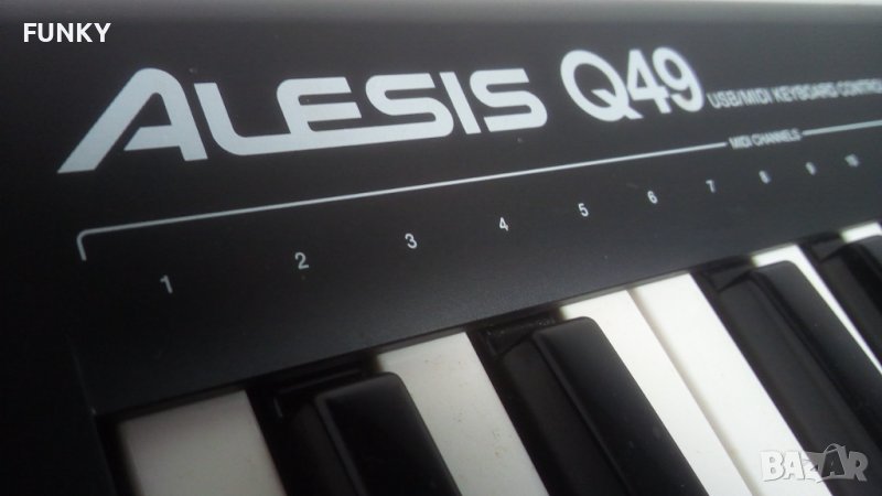 Alesis Q49 USB MIDI Keyboard Controller - 49 Key, снимка 1