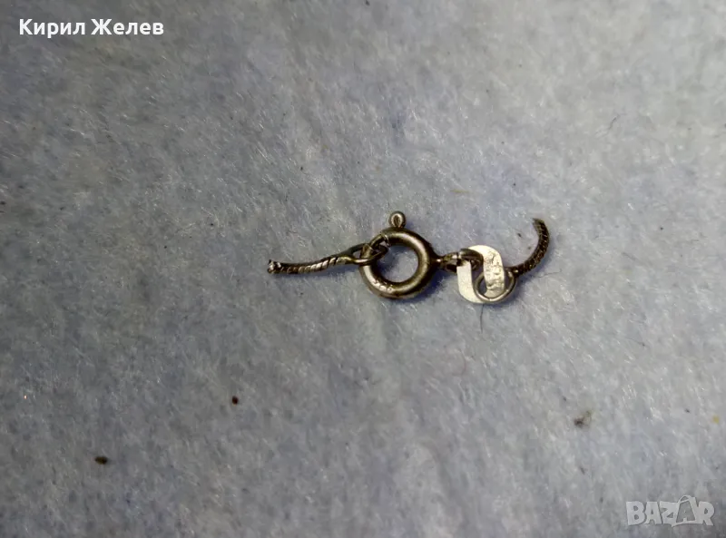 СТАРА СРЕБЪРНА ЗАКОПЧАЛКА СРЕБРО 925 с БЯЛА ПОЗЛАТА КАРАБИНКА За ГРИВНА КОЛИЕ ВЕРИЖКА 49919, снимка 1