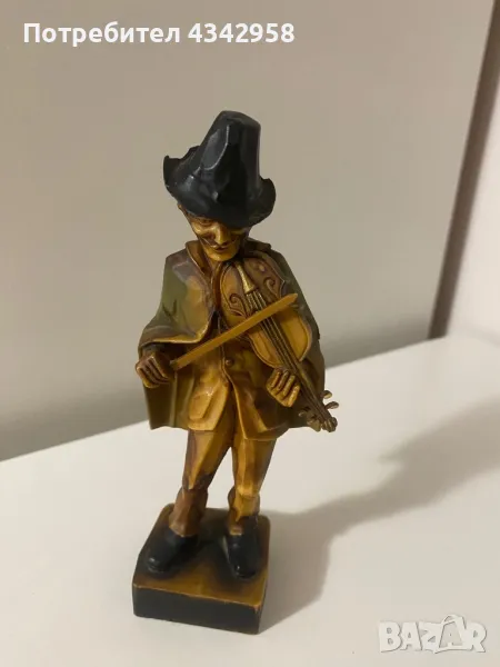 Vintage Figure of man Playing a Violin. West Germany , снимка 1