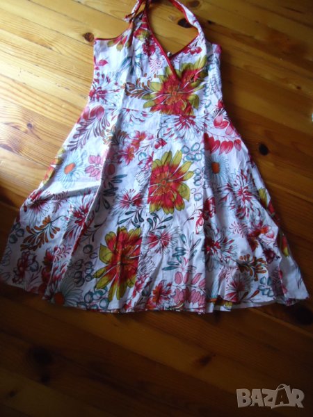 рокля с гол гръб , снимка 1