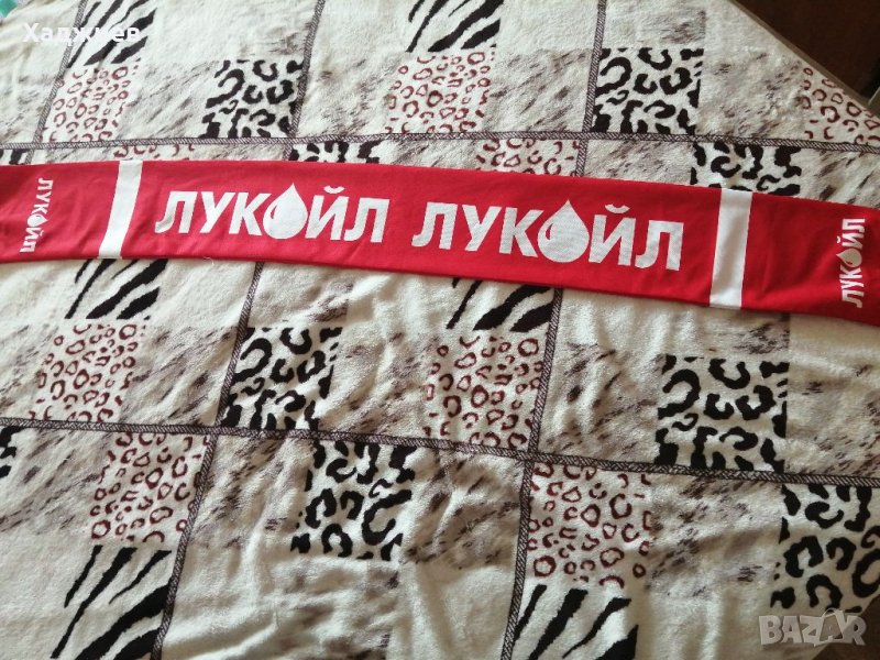 Шал на Лукойл Академик , снимка 1