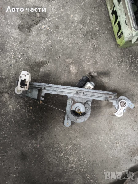 Електрически стъклоповдигач заден ляв Renault Scenic II 2004 400751G 440726f, снимка 1