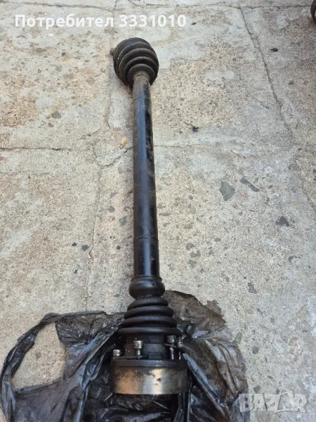 Полуоска за голф 4 1.9 101кс, снимка 1