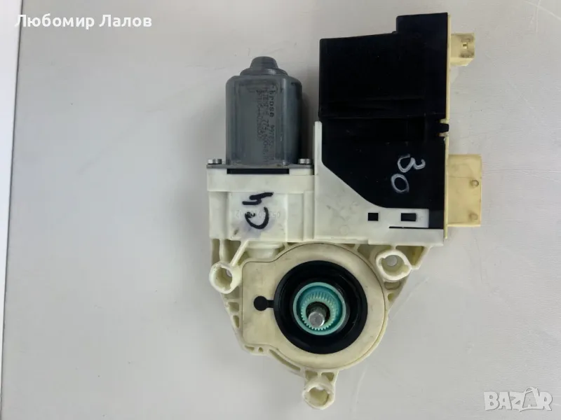 Моторче преден ляв ел. стъклоповдигач Citroen C4, снимка 1