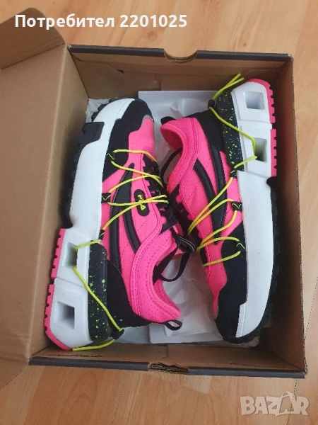 дамски маратонки Fila , снимка 1
