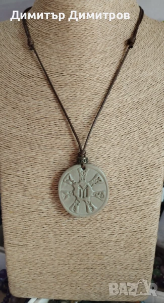 Колие с Розетата от Плиска от полимерна глина. Бижута Луди гъби., снимка 1