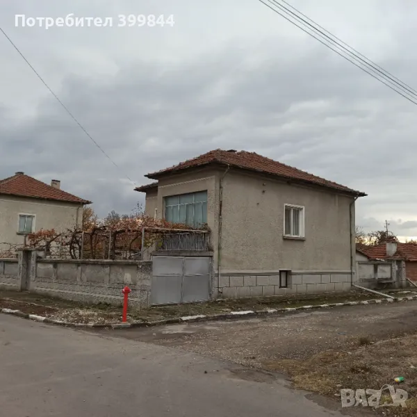 Продавам къща в с. Черна гора, снимка 1