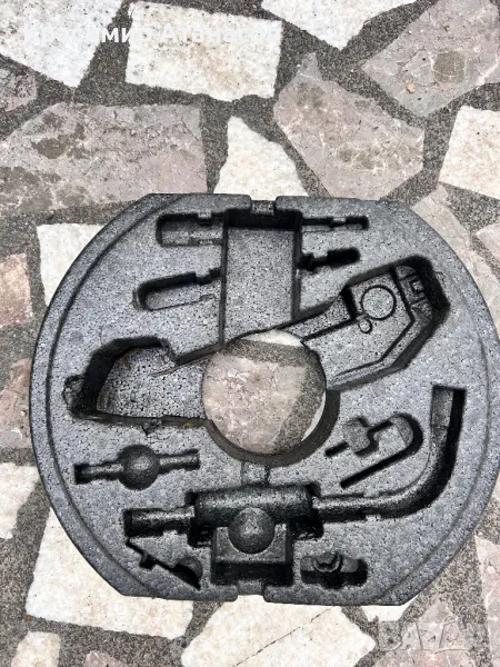 5P0012115C. Вложка за резервна джанта за Сеат Алтеа. 2008г, снимка 1