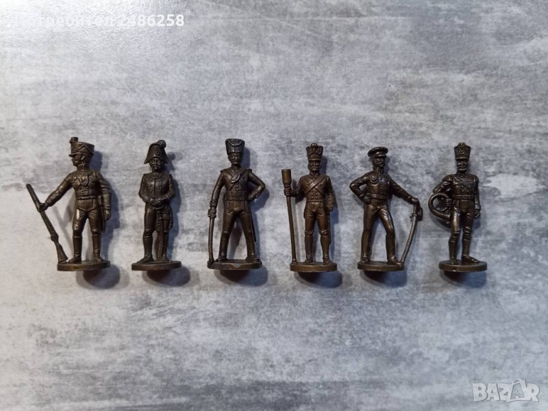 Метални фигурки - войници Пруси от Киндер яйца, снимка 1