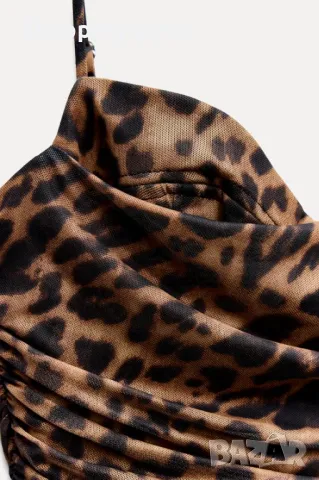 Ефектна рокля с етикет, снимка 3 - Рокли - 48918805