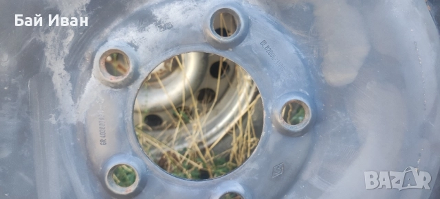 Бусова гума с джанта НОВИ Continental 225 65 16, снимка 3 - Гуми и джанти - 51632908