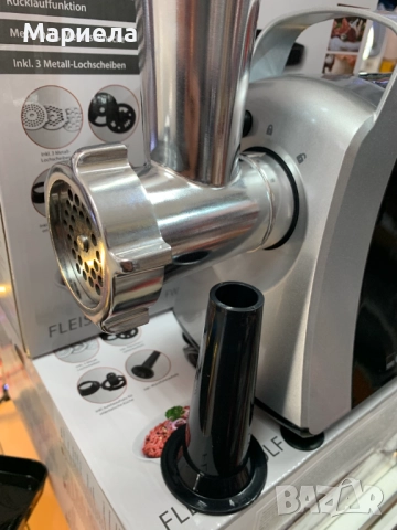 Месомелачка 1000W , пълначка , приставки, снимка 9 - Месомелачки - 52799759