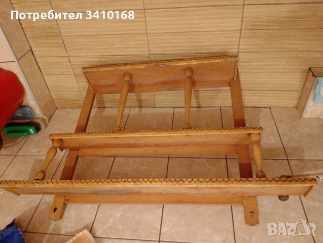 Стара етажерка за подправки!