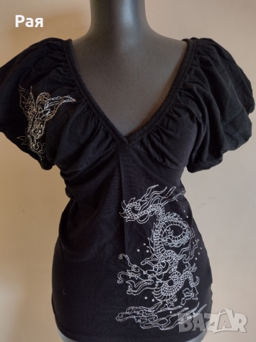 Блуза с буфан ръкав и дракон, снимка 1 - Корсети, бюстиета, топове - 18561753