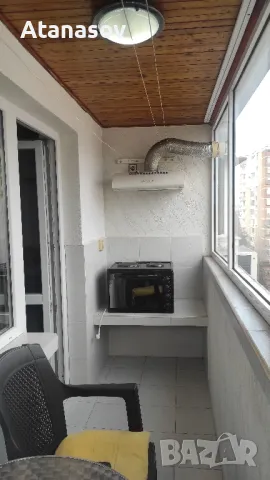 студио за 3-ма с тераса под наем , снимка 8 - Квартири, нощувки - 48880899