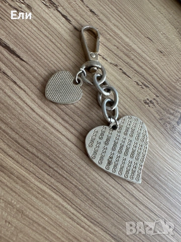 GUESS ключодържател, снимка 4 - Други - 53390128