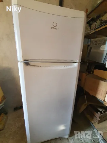 Хладилник Indesit 