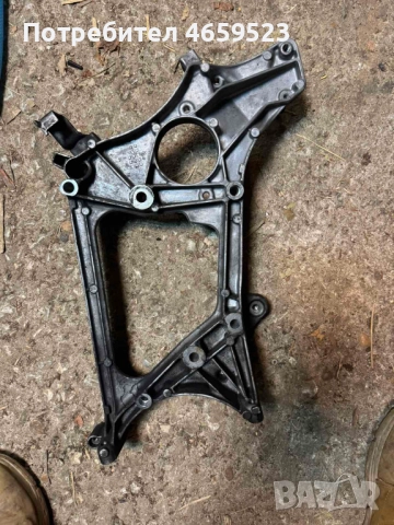 Конзола стойка за ролките на паразитният ремък на Mercedes 2.2CDI само за 60лв. a6512011909, снимка 2 - Части - 52536661