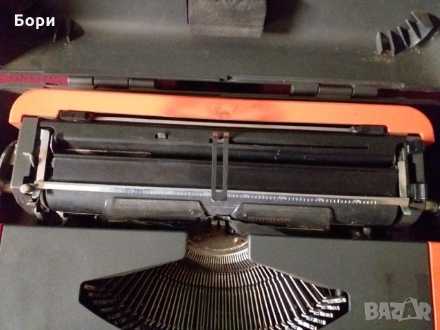 Пишеща машина Хеброс 1300Ф, снимка 5 - Други ценни предмети - 34388977