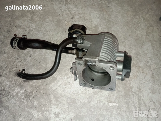 Дроселова клапа от Опел Омега Б