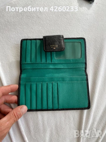 Портфейл Fossil, снимка 2 - Портфейли, портмонета - 51108794