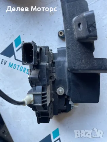 13431843 Предна лява брава, заключващ механизъм от Opel Corsa E 1.4i Automatic, 90 ph., engine B14XE, снимка 3 - Части - 49089919