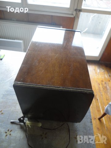 Немско Лампово радио грамофон Емуд, снимка 9 - Колекции - 38981566