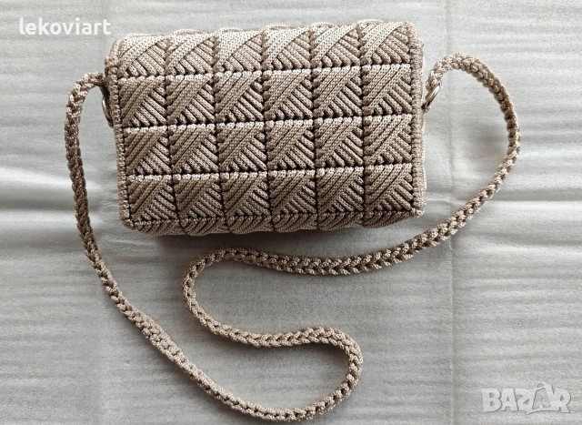 Дамски модерни чанти, снимка 2 - Чанти - 53370811