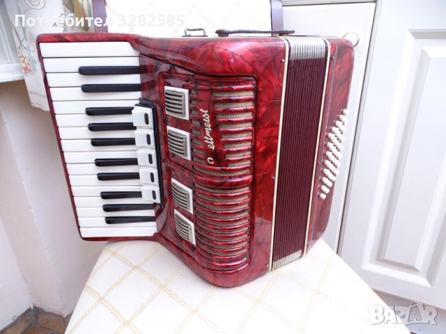Акордеон Велтмайстер 40 баса, снимка 2 - Акордеони - 52624697