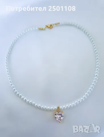 Елегантно перлено колие с кристално сърце , снимка 2 - Колиета, медальони, синджири - 49714588