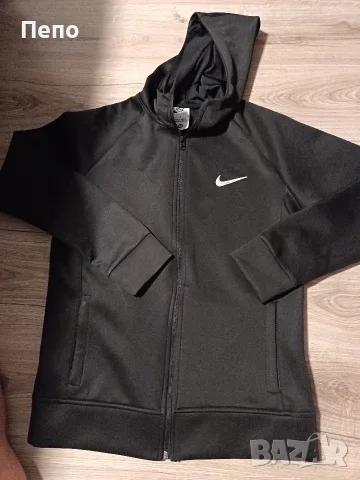 Спортно Горнище Nike, снимка 4 - Спортни дрехи, екипи - 55878447