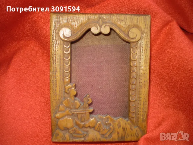 Врамка настолна рамка дърворезба фигура гайдар