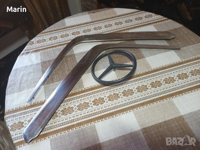 предни хромирани лайсни мерцедес 124