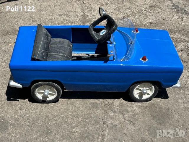 Ламаринена детска кола с педали ВАЗ, снимка 4 - Колекции - 50698077