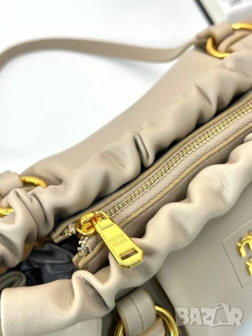 чанти MIU MIU:➡️38cm⬆️18cm, снимка 9 - Чанти - 50761625