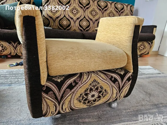 Разтегателен диван,  2 фотьойла и 2 табуретки , снимка 4 - Дивани и мека мебел - 43516926