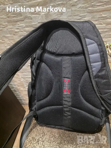 Голяма раница SWISSGEAR, носена веднъж. , снимка 3 - Раници - 56103496