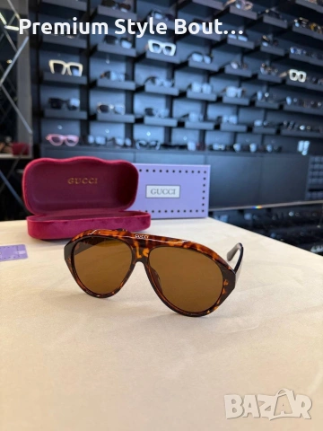 Очила  висок клас калъф на марката кутия сертификат  кърпичка tom ford Gucci , снимка 8 - Слънчеви и диоптрични очила - 53857840