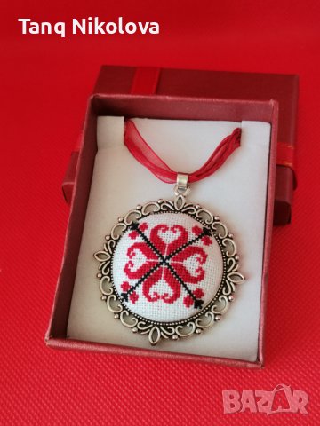 Ръчно бродирано колие, снимка 3 - Колиета, медальони, синджири - 41572227