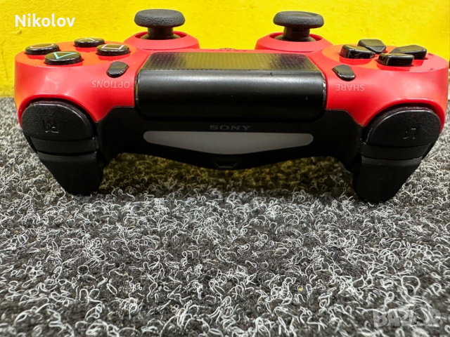 Оригинален Джойстик PS4 DualShock 4 Червен реновиран, снимка 4 - Аксесоари - 44781400