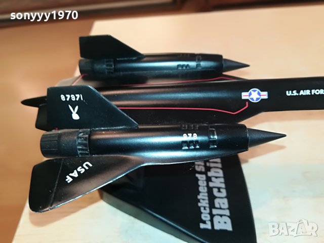 LOCKHEED SR-71 BLACKBIRD U.S.AIR FORCE МЕТАЛЕН САМОЛЕТ 2002231720, снимка 6 - Колекции - 39742890