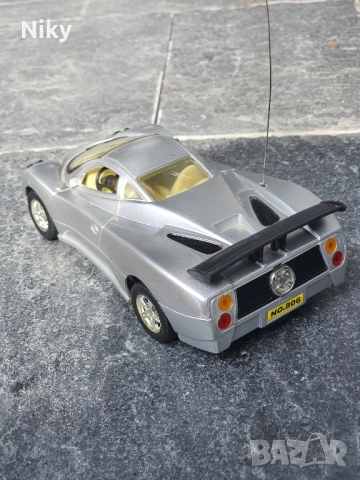 Радиоуправляема кола , снимка 3 - Коли, камиони, мотори, писти - 51633344