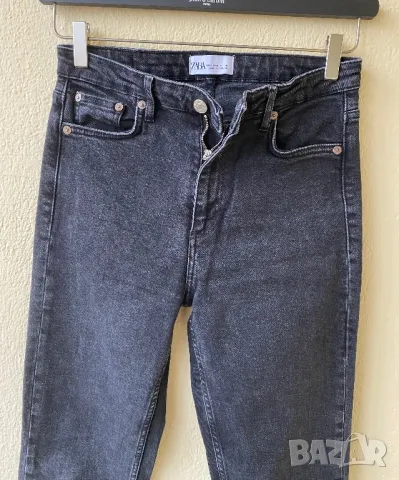 Тъмносиви дънки ZARA с цепки, снимка 3 - Дънки - 50437015